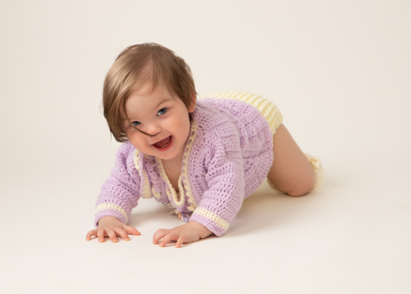 professional photoshoot baby crawling