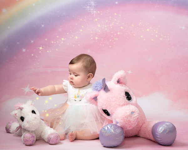 Baby photoshoot with unicorn