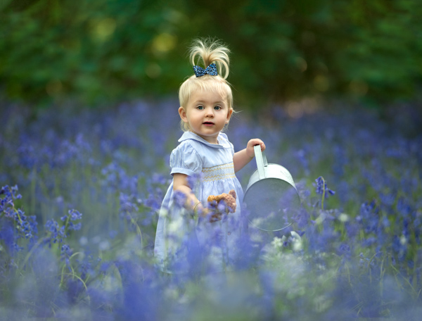 girl in lavender field outdoor photography session